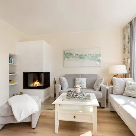 Holiday home Luette Hanna Zingst